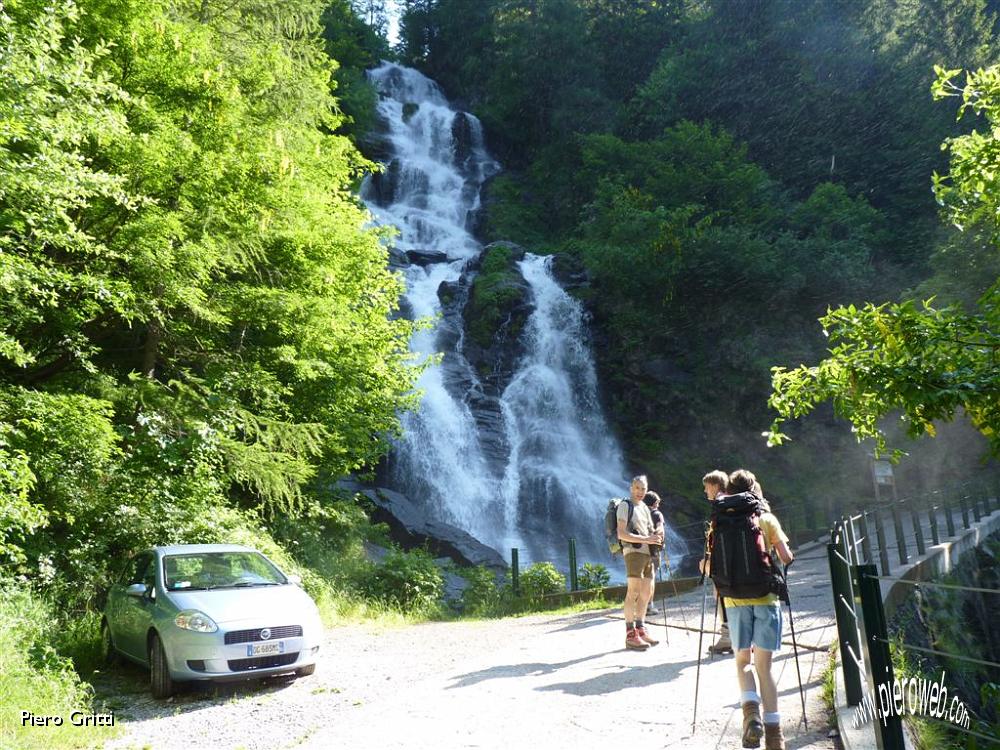 02 Cascata di Val Sambuzza.JPG